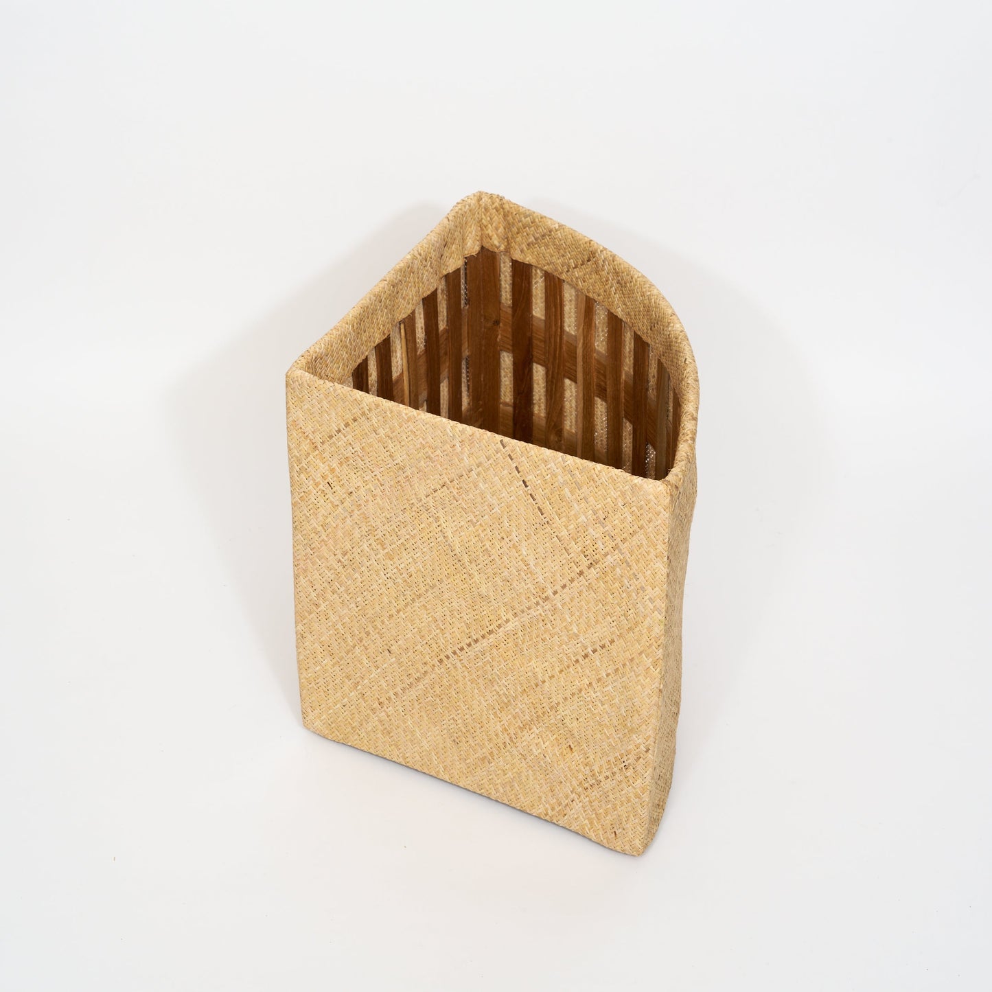 EN quarter circle -rattan